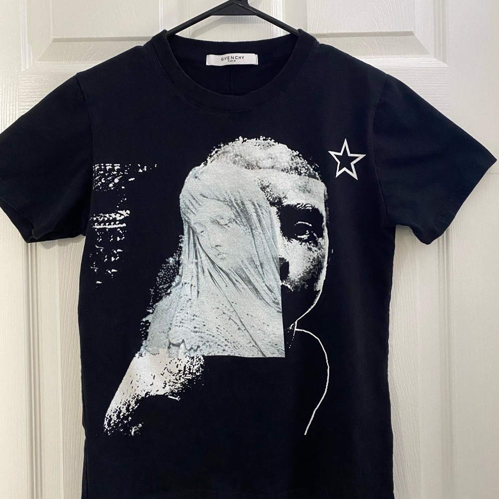 Givenchy Black Graphic T-Shirt, small